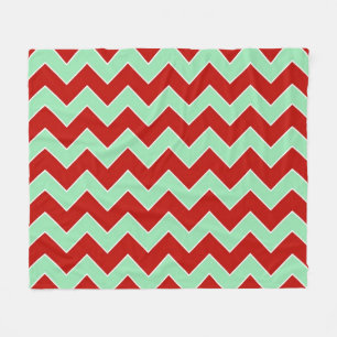 Horizontal Christmas Zigzag Fleecedecke