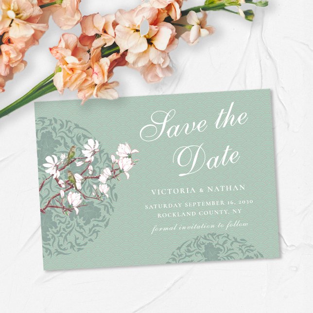 Horizontal Vintag Sage Green Chinoiserie Magneteinladung (Von Creator hochgeladen)