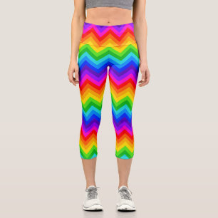 Horizontales Regenbogen-Chevron-Zickzack-Streifenm Capri Leggings