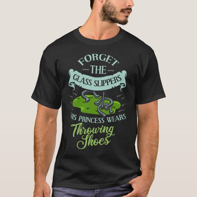 Horseshoe Pitching Geschenkschuhe T-Shirt (Vorderseite)