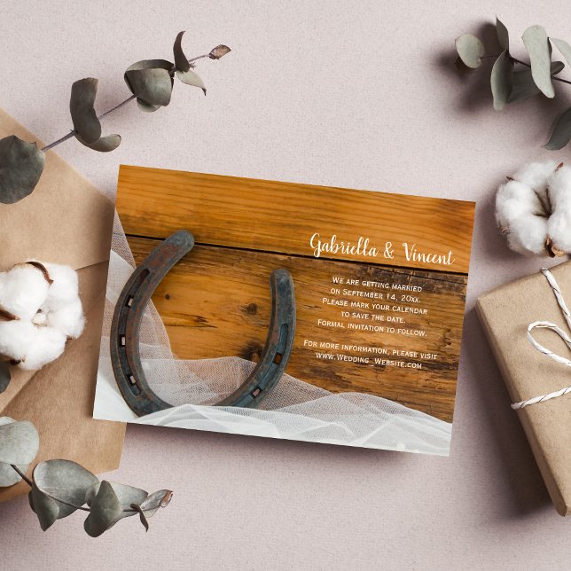 Horseshoe Veil Country Barn Wedding Save the Date Einladung (Von Creator hochgeladen)