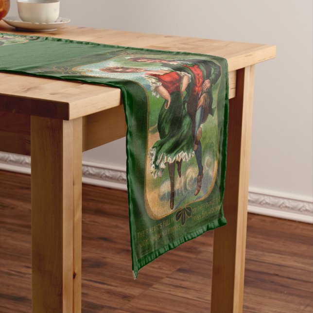 Hört voll von Joy St. Patrick's Table Runner Kurzer Tischläufer (Beispiel)
