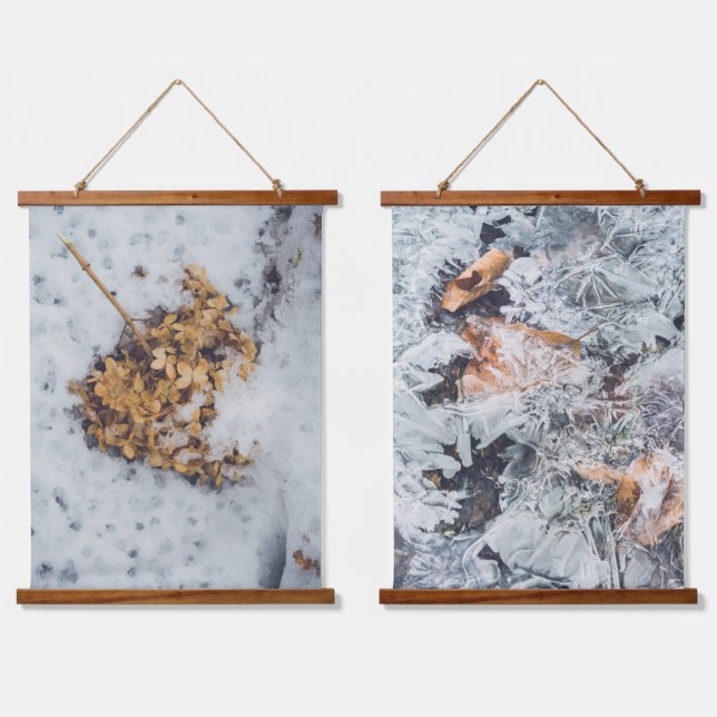 Hortensia-Blume auf dem Schnee- und Zaubereismuste Wandteppich Mit Holzrahmen (Doppelt)