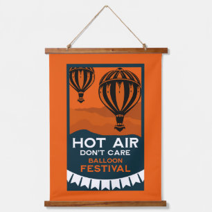 Hot Air Balloon Festival Wandteppich Mit Holzrahmen