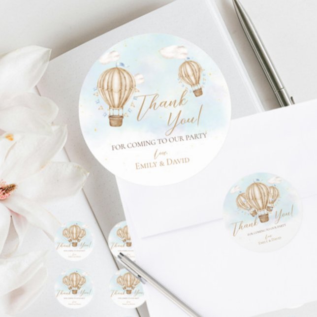 Hot Air Brawn Balloons blauen Fahnen Wolken vielen Runder Aufkleber (Von Creator hochgeladen)