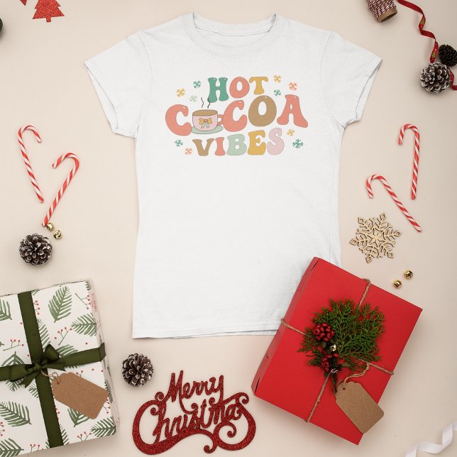 Hot Cocoa Vibes Festlicher Winter T-Shirt (Von Creator hochgeladen)