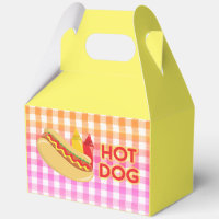 Hot Dog on Gingham Picnic Tablecloth w/Condition