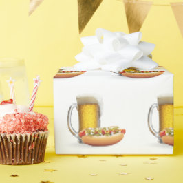 Hot Dog und Bier auf Weiß Geschenkpapier