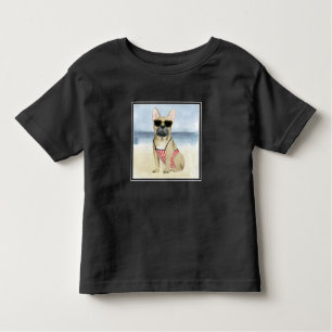 Hot Dog Welpe in Sonnenbrille am Strand Kleinkind T-shirt