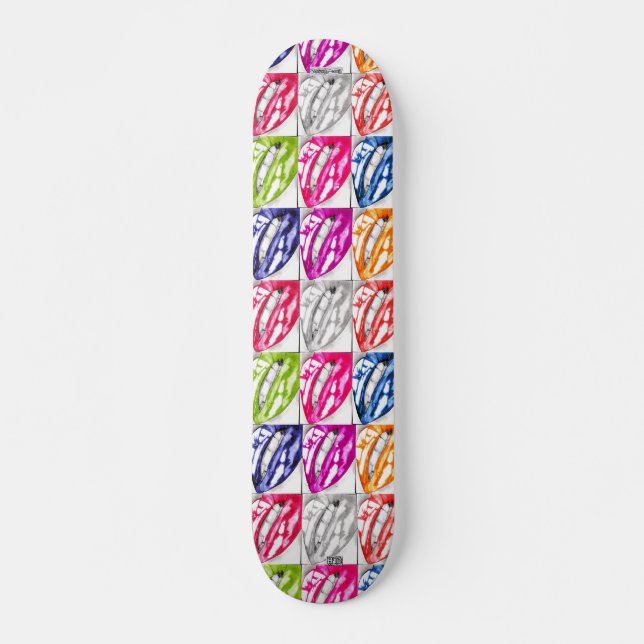 Hot Lips Pop Skateboard (Vorne)