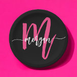 Hot Pink Black Modern Script Name Girl Monogram Pappteller<br><div class="desc">Fügen Sie Ihren Feiern eine Touch Chic hinzu mit unseren Hot Pink Modern Script Girly Monogram Name Paper Tellern! Diese Teller in einem lebhaften, rosa Design sind mit Ihrem Namen in einem eleganten, modernen Drehbuch für eine individuelle, stilvolle Touch personalisiert. Perfekt für Geburtstage, Party oder jeden besondere Anlass, verbinden sie...</div>