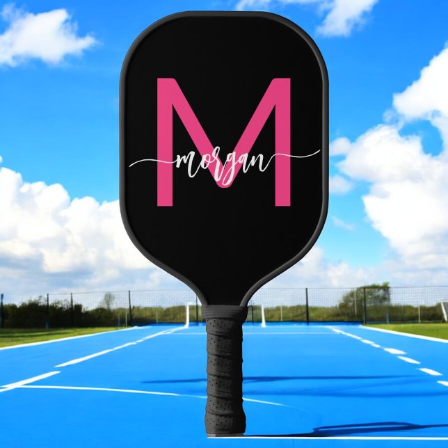 Hot Pink Black Modern Script Name Girl Monogram Pickleball Schläger (Von Creator hochgeladen)