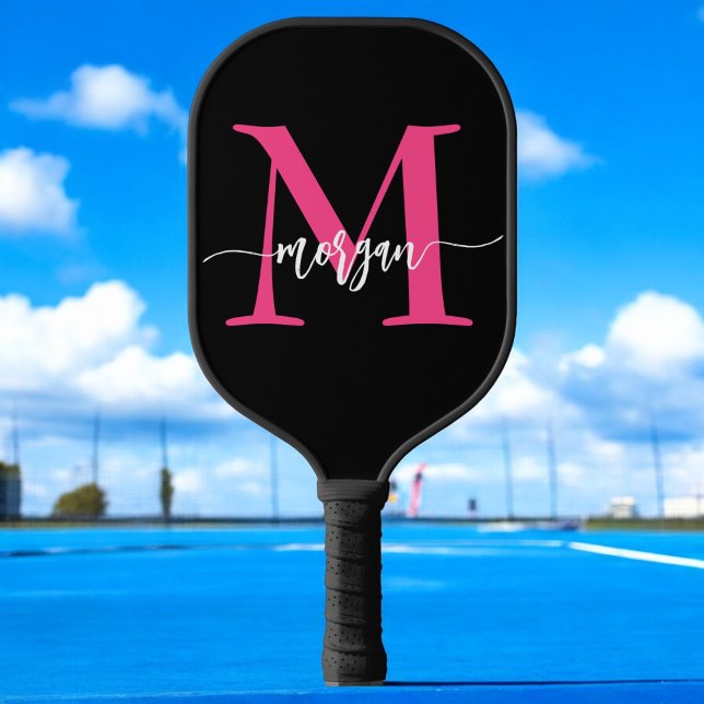 Hot Pink Black Modern Script Name Girl Monogram Pickleball Schläger (Von Creator hochgeladen)