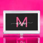 Hot Pink Black Modern Script Name Girl Monogram Visitenkarten Dose<br><div class="desc">Machen Sie eine berufliche Aussage mit unserem Hot Pink Modern Script Girly Monogram Name Business Card Case! Dieses elegante und stilvolle Gehäuse besticht durch ein fett rosa Design, das mit Ihrem Namen in einem eleganten, modernen Drehbuch für eine schicke, individuelle Touch personalisiert ist. Ideal zum Tragen und Schützen Ihrer Visitenkarten,...</div>