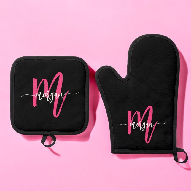 Hot Pink Black Monogram Girl's Kitchen Script Ofenhandschuh & Topflappen-Set (Von Creator hochgeladen)