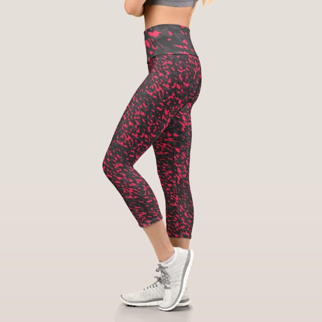 Hot pink Black Purple Camo Abstract Capri Leggings (Links)