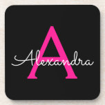 Hot Pink Black Script Name der Girl Monogram Getränkeuntersetzer<br><div class="desc">Untersetzer für einfache,  schwarz-rosa Script-Monogram-Namenspapiere. Dies macht den perfekten Abschluss,  Geburtstag,  Hochzeit,  Brautparty,  Jubiläum,  Babydusche oder Junggeselinnen-Abschied Geschenk für jemanden,  die Lieben glamourösen Luxus und schicke Stile.</div>