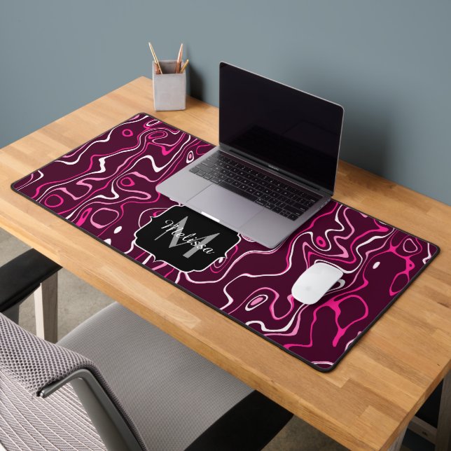 Hot pink damascus abstract swirls Custom Monogram Schreibtischunterlage (Büro 2)