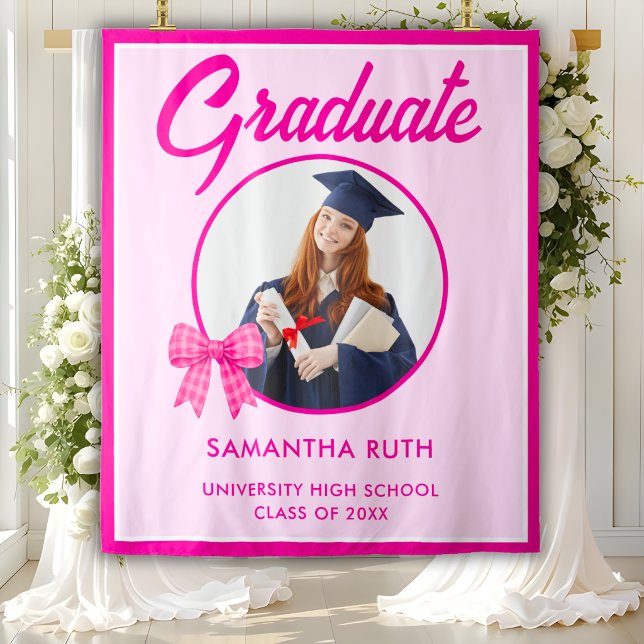 Hot Pink Gingham Bow Photo Graduation Backdrop Wandteppich (Von Creator hochgeladen)