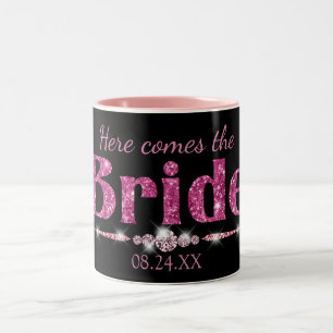 Hot Pink Glitzer Bridge und Diamonds on Black Zweifarbige Tasse