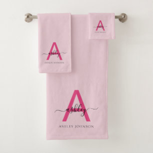 Hot Pink Modern Script Girl Monogram Name Badhandtuch Set