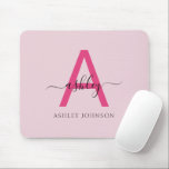 Hot Pink Modern Script Girl Monogram Name Mousepad<br><div class="desc">Erhöhen Sie Ihren Arbeitsbereich mit diesem personalisierten Mauspad, mit dem Sie Ihren Namen und Ihre Initialdatei anpassen können, sodass Sie ihn einzigartig machen können. Das elegante, rosa Monogramm in Verbindung mit einem zarten Script-Schriftart verleiht Ihrem Schreibtisch eine Touch von Eleganz und Persönlichkeit. Perfekt für Zuhause oder Büro, dieses Stück verbindet...</div>