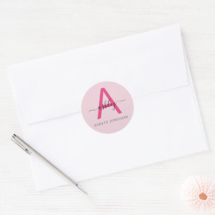 Hot Pink Modern Script Girl Monogram Name Runder Aufkleber