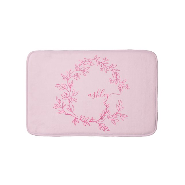 Hot Pink Monogram Girl's Dorm Room Badematte (Vorderseite)