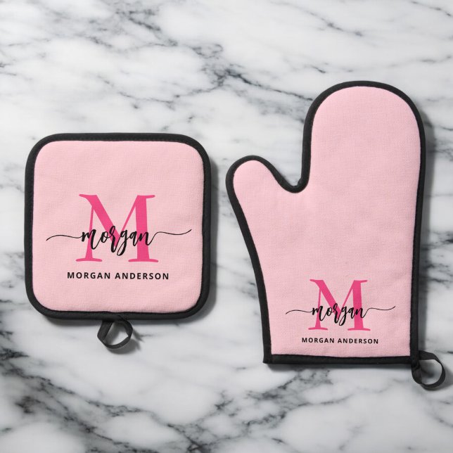 Hot Pink Monogram Girl's Kitchen Script Ofenhandschuh & Topflappen-Set (Von Creator hochgeladen)