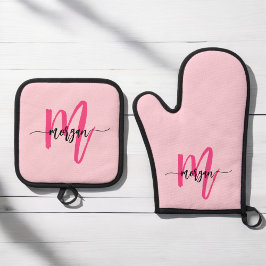 Hot Pink Monogram Girl's Kitchen Script Ofenhandschuh & Topflappen-Set