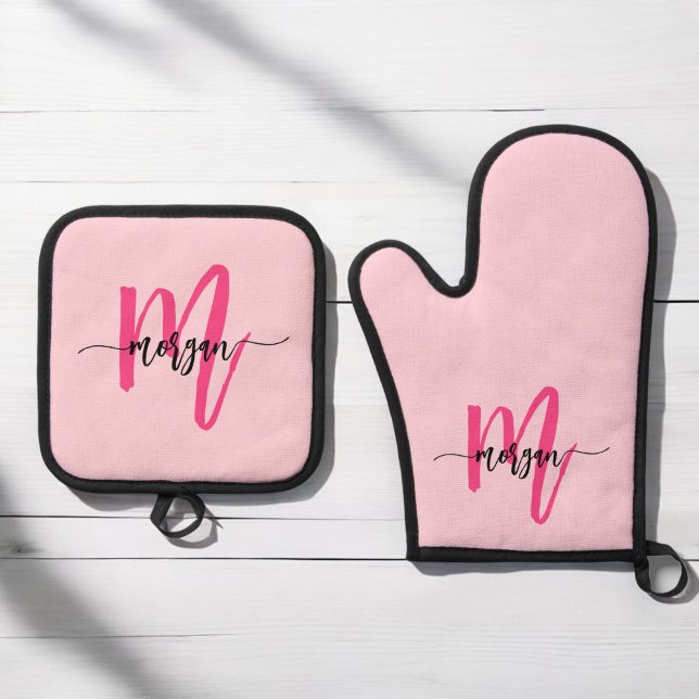 Hot Pink Monogram Girl's Kitchen Script Ofenhandschuh & Topflappen-Set (Von Creator hochgeladen)