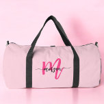 Hot Pink Monogram Name Girl's Script Sports Duffle Bag<br><div class="desc">Erhöhen Sie Ihr Spiel mit unserem Hot Pink Monogram Name Girl's Script Sports Duffle Bag! Mit einem lebhaften, heißen rosa Design ist diese Tasche personalisiert mit Ihrem Namen in einem eleganten Script-Schriftart für eine individuelle Touch. Ideal für Sport, Gymnastik oder Reisen, bietet es viel Platz und eine dauerhafte Konstruktion, um...</div>