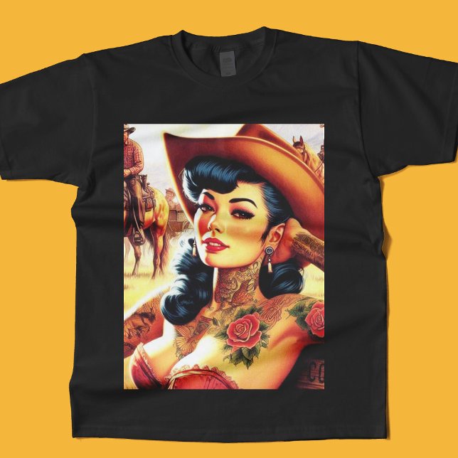 Hot Tattoo Cowgirl T-Shirt (Von Creator hochgeladen)