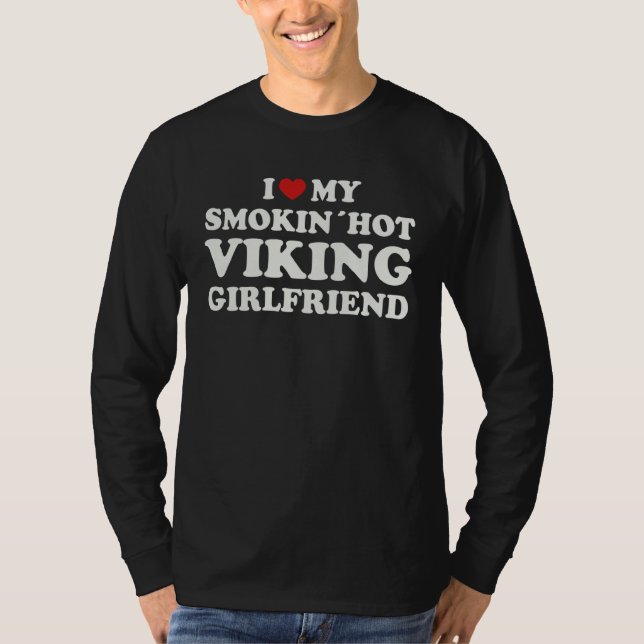 Hot Viking Girlfriend Scandinavian GF Men´s T-Shirt (Vorderseite)