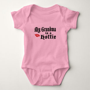 Hottie Großmutter Baby Strampler