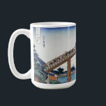 Housai Mount Fuji von unterhalb der Men's Bridge Kaffeetasse<br><div class="desc">Katsushika Housai (1760-1849),  Mount Fuji von unterhalb der Men's Bridge aus gesehen. Reproduktion berühmter Kunstbilder im öffentlichen Bereich.</div>