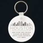 Houston, Texas Stylized Skyline | Benutzerdefinier Schlüsselanhänger<br><div class="desc">Eine einzigartige Schlüsselkette,  die die schöne Stadt Houston,  Texas repräsentiert. Dieser Schlüsselanhänger zeigt die einzigartige Skyline der Stadt mit ihrem Namen darunter. Unter dem Namen der Stadt finden Sie einen Platz für Ihren einzigartigen Slogan oder Ihre Aussage über Ihre Lieblingsstadt.</div>