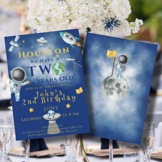 Houston, wir haben einen zwei Jahre alten Raumfahr Einladung (Von Creator hochgeladen)