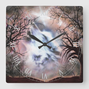 Howling Wolf Vignette Wall Clock Quadratische Wanduhr