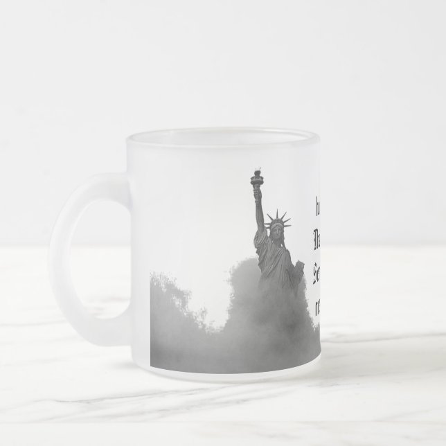 HQ mattierte Tasse Freiheitsstatue aus Nebel (Links)