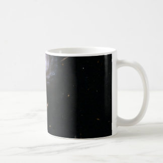Hubble-Galaxie UGC 9618 Tasse
