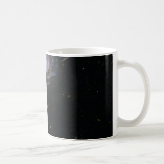 Hubble-Galaxie UGC 9618 Tasse (Rechts)
