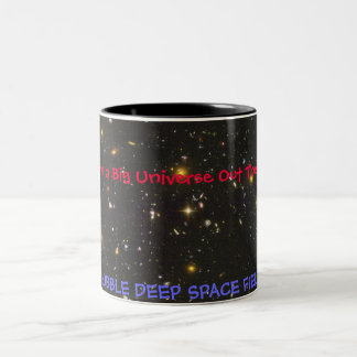 HUBBLE WELTRAUM-FELD ZWEIFARBIGE TASSE