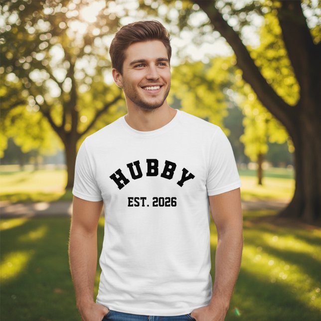 Hubby Groom  T-Shirt (Von Creator hochgeladen)