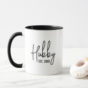 Hubby & Wifey kundenspezifisch für das Jahr Tasse