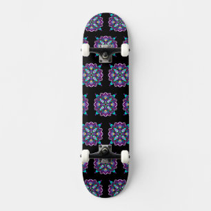 Hübsch farbenfroh Lila Mandala Mystical Skateboard
