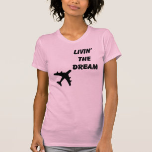 Hübsch im Rosa T-Shirt