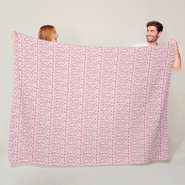 Hübsch in Rosa: Blushing Blutes Blanket Fleecedecke (Beispiel)