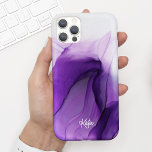 Hübsch Modern Lila Aquarellfarbe mit Name Case-Mate iPhone Hülle<br><div class="desc">Dieses lustige Handy-Gehäuse zeichnet sich durch einen hübschen lila Aquarellhintergrund aus, in dem Sie Ihren Namen in modernen Kalligrafien finden. Das ist der perfekte Fall für jeden, der ein modernes, aber hübsches Design will, das sich herausstellt. Fügen Sie Ihren Namen hinzu, um dieses Design anzupassen. Es ist auch ein wunderbares...</div>