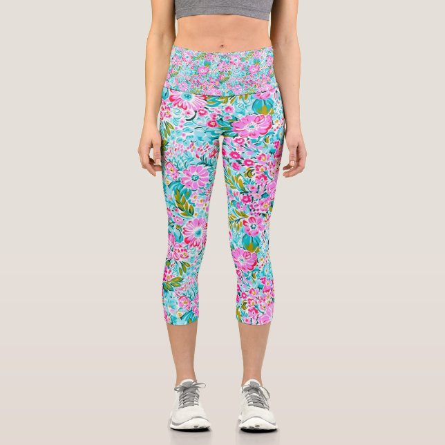 Hübsch Pink Aqua Blue Chic Trendy Pastor Floral Capri Leggings (Vorderseite)